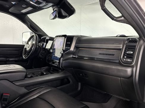 Used 2024 RAM 2500 Limited AWD/4WD image 39