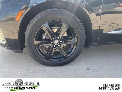 Used 2023 Buick Enclave Essence w/ Experience Buick Package AWD/4WD image 28
