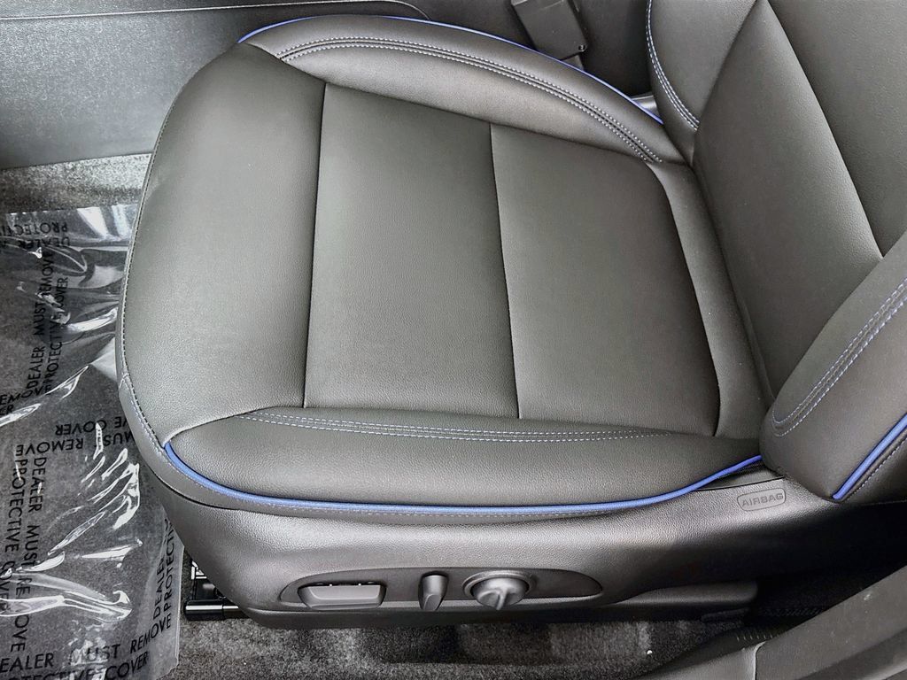 New 2026 Buick Envista Sport Touring w/ Convenience I Package FWD image 17
