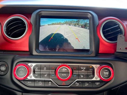 Used 2019 Jeep Wrangler Unlimited Rubicon image 20