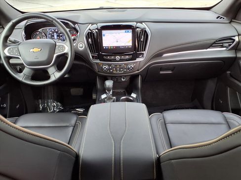 Used 2023 Chevrolet Traverse Premier image 15