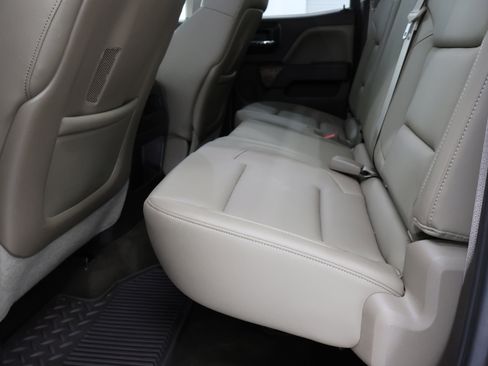 Used 2015 GMC Sierra 3500 SLT w/ Snow Plow Prep Package image 8