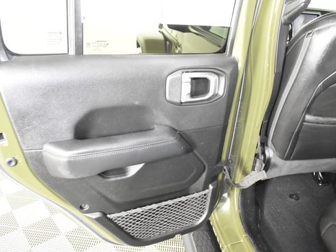 Used 2020 Jeep Wrangler Unlimited Sahara image 48