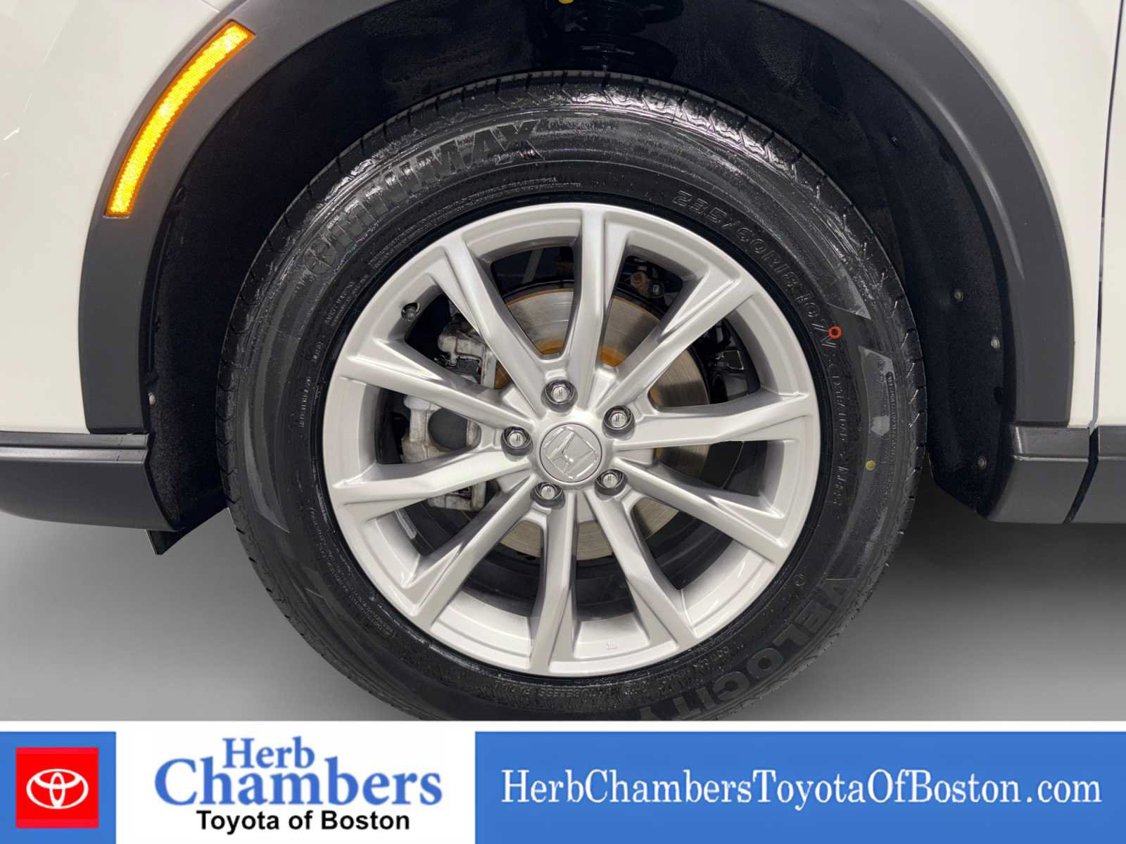 Used 2023 Honda CR-V EX image 9