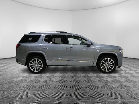 Used 2023 GMC Acadia Denali w/ LPO, Floor Liner Package image 6