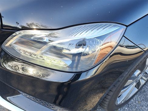 Used 2015 Mercedes-Benz E 350 E 350 image 8