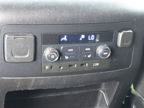 Used 2020 Chevrolet Tahoe LT image 20