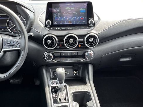 Used 2025 Nissan Sentra SV FWD image 20