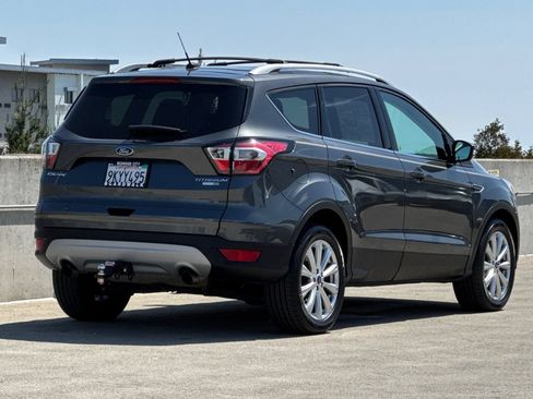 Used 2017 Ford Escape Titanium AWD/4WD image 4