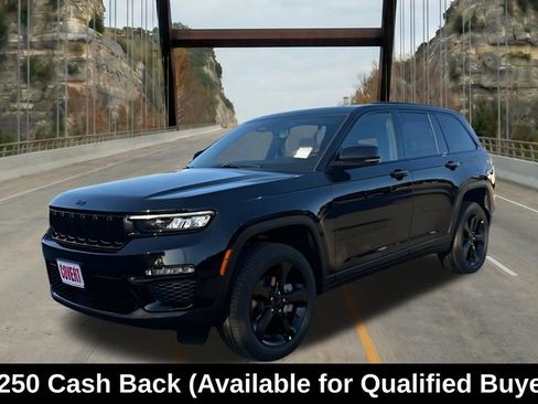 New 2025 Jeep Grand Cherokee Limited w/ Black Appearance Package RWD image 3