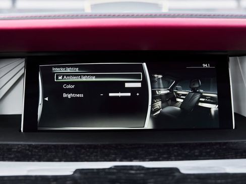 Used 2023 Rolls-Royce Phantom Sedan RWD image 89