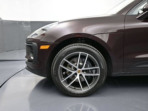 Certified 2026 Porsche Macan AWD/4WD image 12