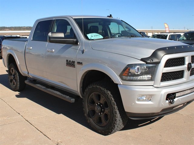 Used 2017 RAM 2500 Laramie w/ Sport Appearance Group AWD/4WD image 10