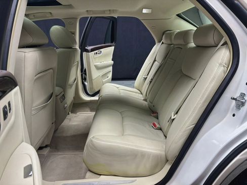 Used 2008 Cadillac DTS Performance FWD image 34