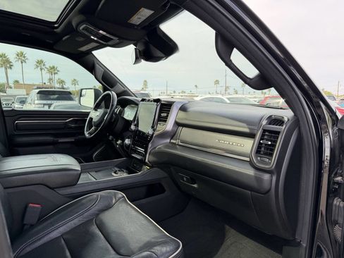 Used 2019 RAM 1500 Limited image 17