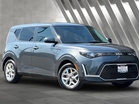 Used 2023 Kia Soul LX w/ Option Group 015 image 1