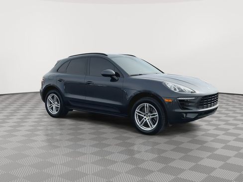 Used 2018 Porsche Macan image 2