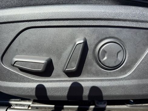 Used 2025 Kia Sorento EX AWD/4WD image 13