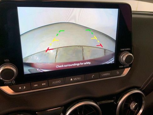 Used 2025 Nissan Sentra SV FWD image 21