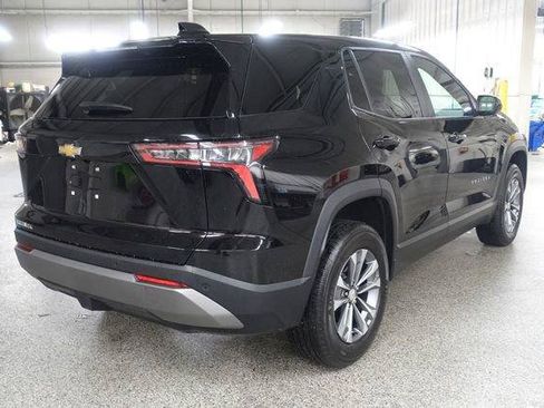 Used 2025 Chevrolet Equinox LT FWD image 7