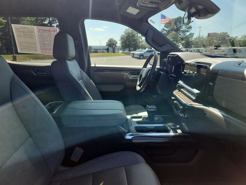 Used 2024 Chevrolet Silverado 1500 RST w/ RST All Star Premium Package AWD/4WD image 9