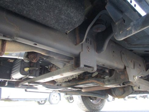Used 2015 RAM 2500 Tradesman w/ Chrome Appearance Group image 16