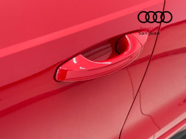 Certified 2025 Audi Q3 2.0T Premium w/ Black Optic Sport Package AWD/4WD image 9
