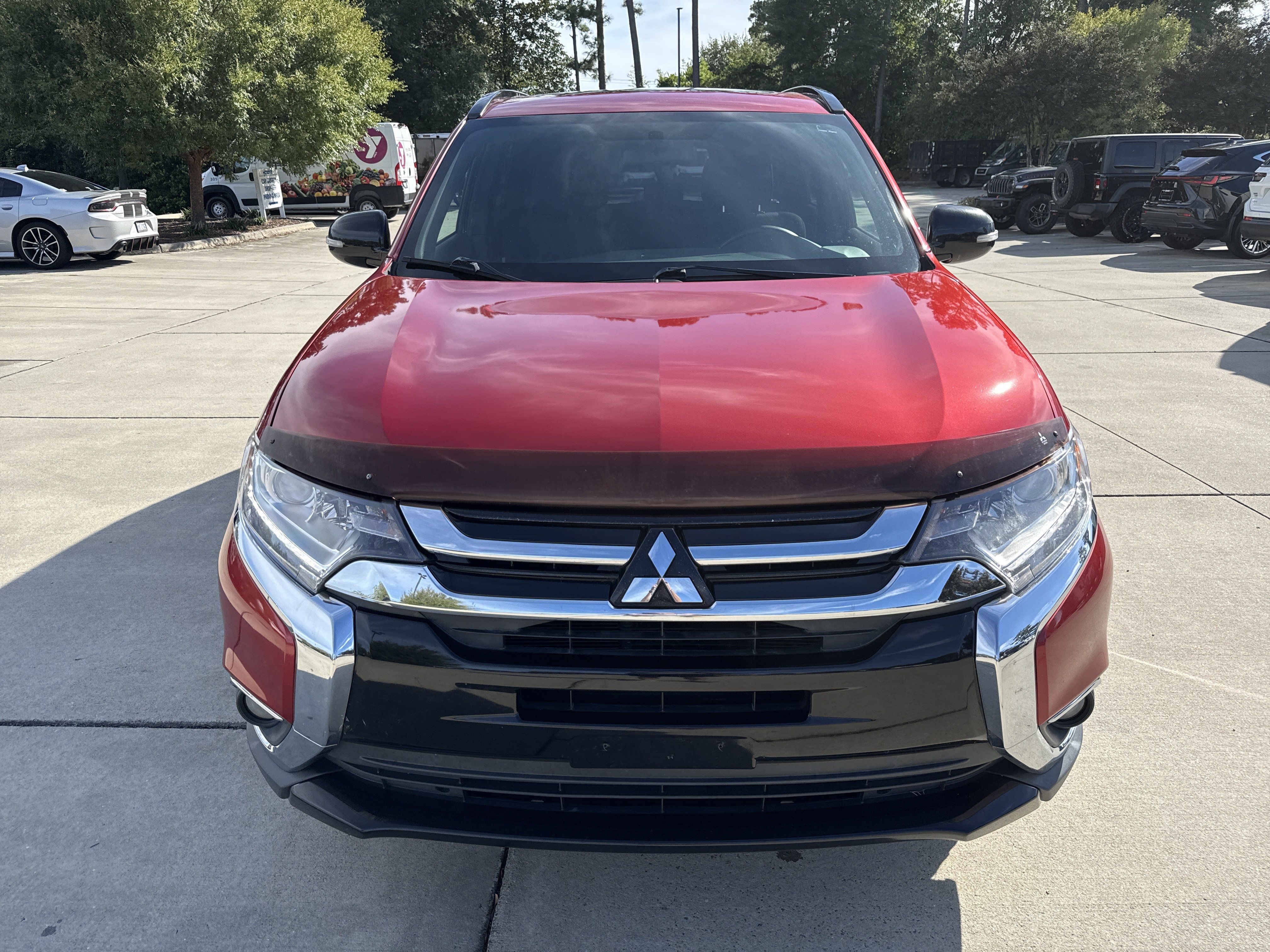 Used 2018 Mitsubishi Outlander LE AWD/4WD image 3
