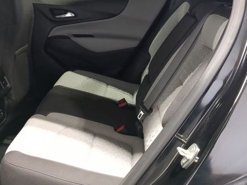 Used 2022 Chevrolet Equinox LS w/ LS Convenience Package image 32