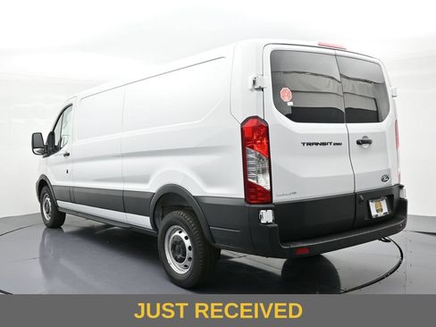 New 2026 Ford Transit 250 Low Roof w/ Load Area Protection Package RWD image 8