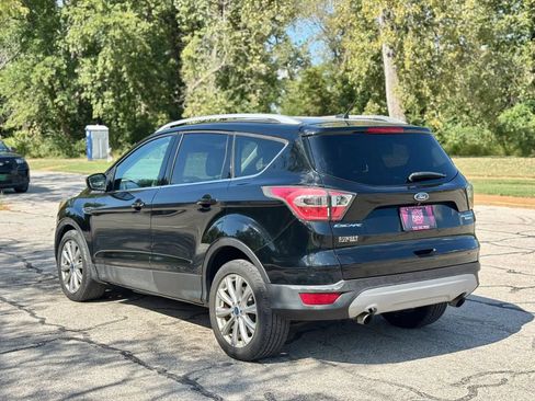 Used 2017 Ford Escape Titanium FWD image 11