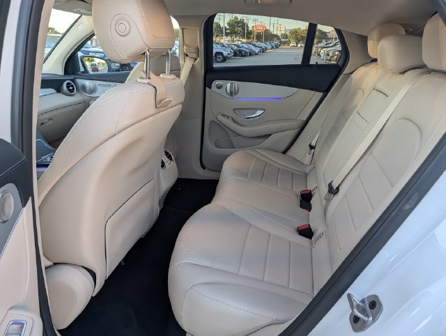 Used 2023 Mercedes-Benz GLC 300 4MATIC Coupe image 26