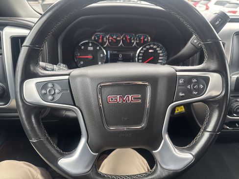 Used 2019 GMC Sierra 1500 SLE image 17