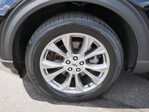 Used 2023 Ford Explorer Limited image 6