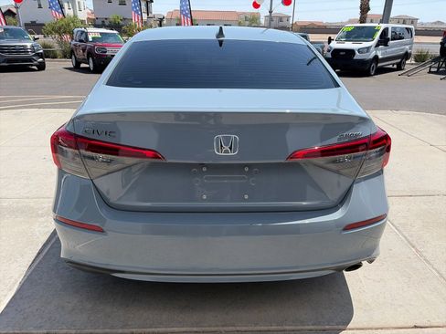 Used 2022 Honda Civic Sport image 5