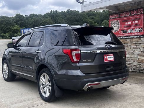 Used 2016 Ford Explorer Limited w/ Equipment Group 301A AWD/4WD image 4