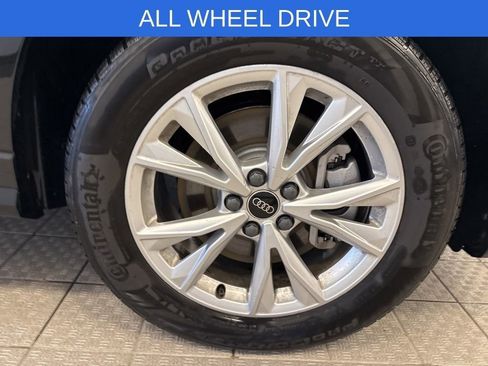 Used 2025 Audi Q3 2.0T Premium w/ Convenience Package image 8