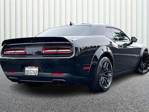 Used 2019 Dodge Challenger SRT Hellcat Redeye image 26