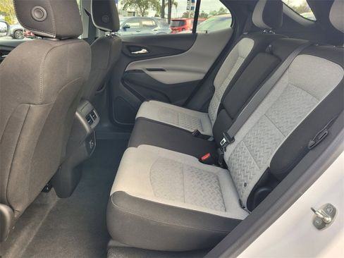 Used 2024 Chevrolet Equinox LS w/ LS Convenience Package image 7