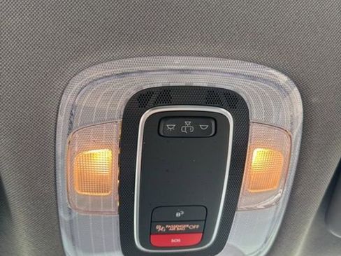 Used 2024 Hyundai Elantra SEL image 18