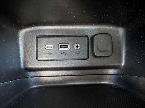Used 2024 Chevrolet Equinox LS w/ Driver Confidence II Package AWD/4WD image 24