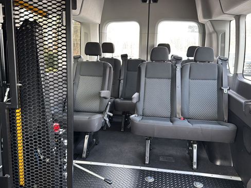 Used 2021 Ford Transit 350 XLT image 22