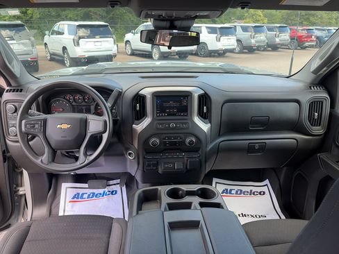 Used 2024 Chevrolet Silverado 2500 Custom w/ Custom Convenience Package AWD/4WD image 21