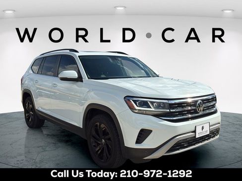 Used 2022 Volkswagen Atlas SE w/ Panoramic Sunroof Package FWD image 16
