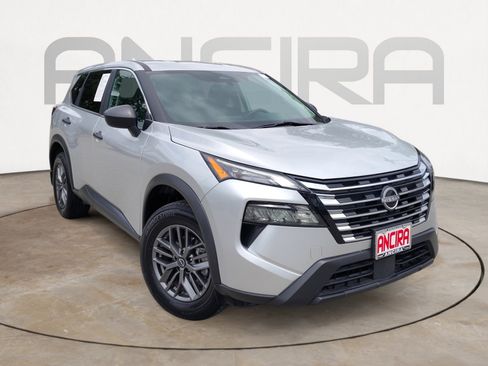 Used 2024 Nissan Rogue S FWD image 7