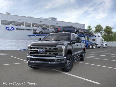 New 2026 Ford F250 Lariat w/ FX4 Off-Road Package image 2