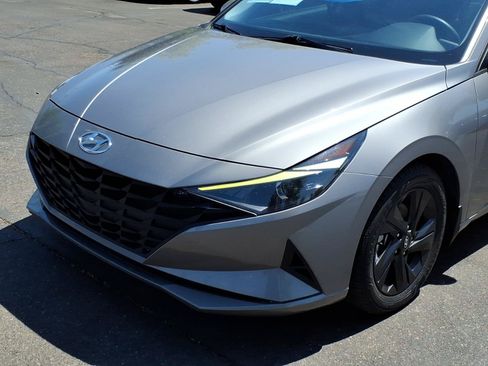 Certified 2023 Hyundai Elantra SEL FWD image 8