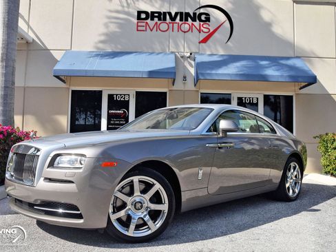 Used 2015 Rolls-Royce Wraith image 22
