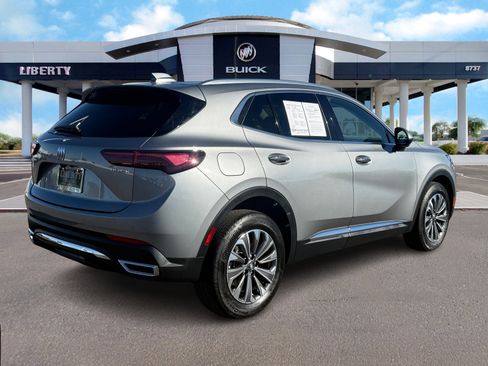 Used 2025 Buick Envision Preferred image 3