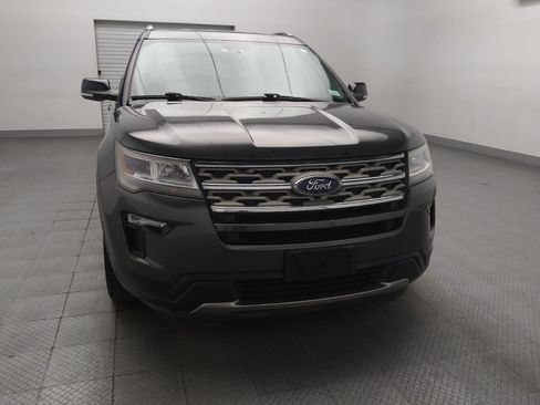 Used 2018 Ford Explorer XLT w/ Equipment Group 201A FWD image 14